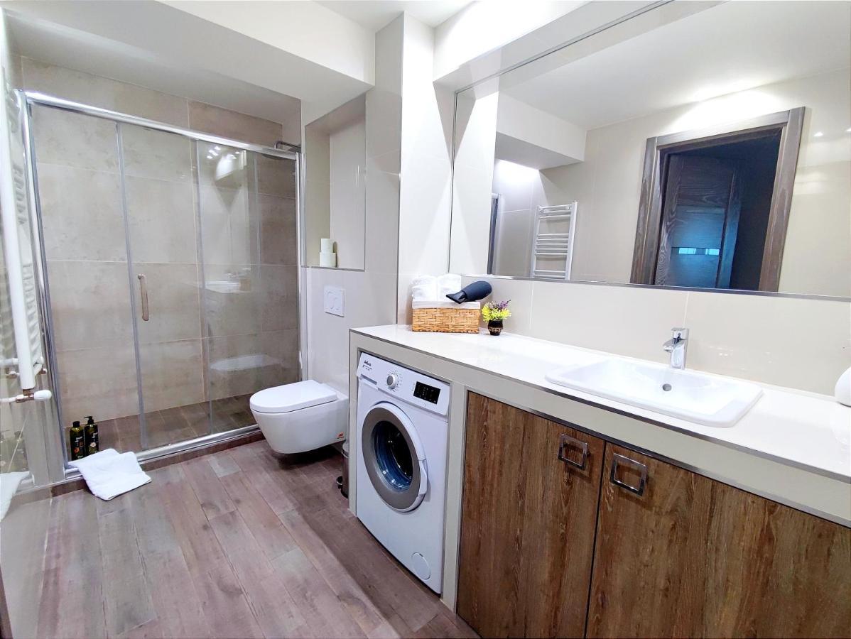 2br+living Downtown